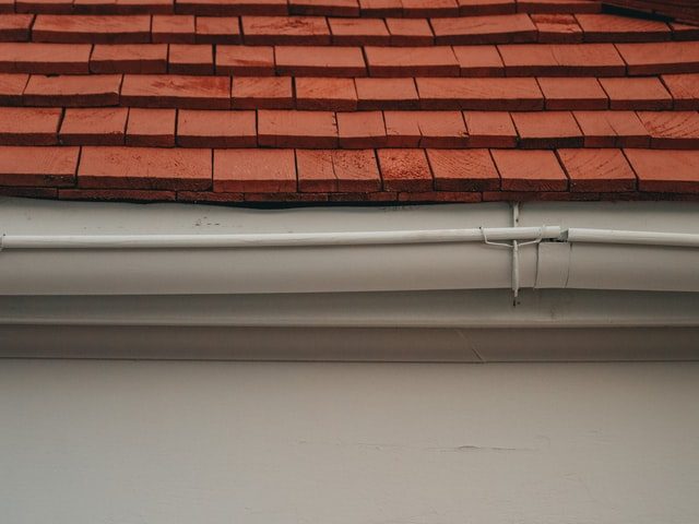 This is a sectional gutter. Notice how there are joints in the run that can cause leaks.